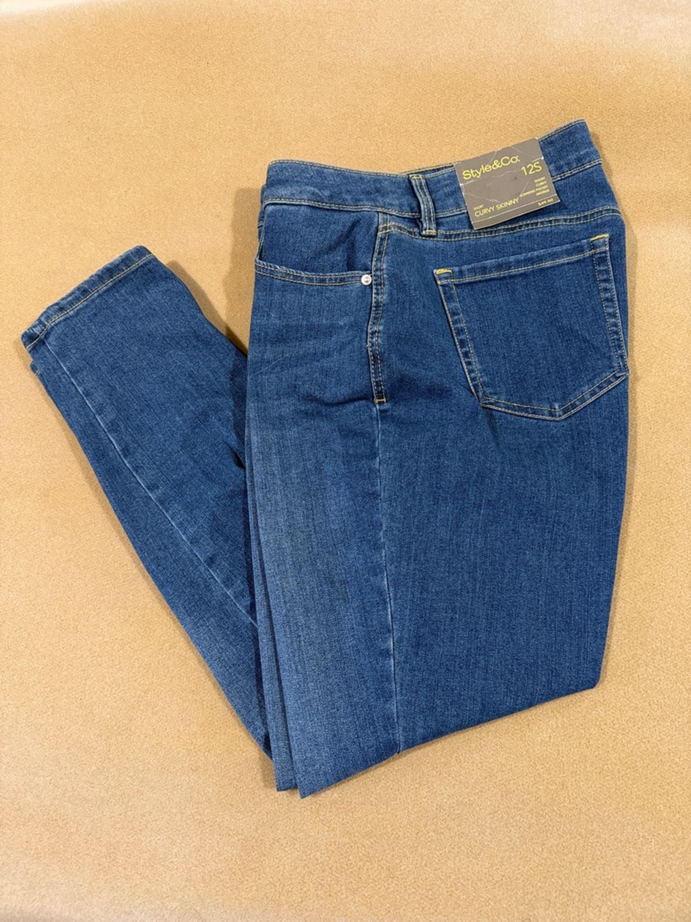 BNWT STYLE & CO. SHORT CURVY SKINNY MID-RISE SLIMMING POCKET JEANS IN SIZE 12S - Picture 6 of 16